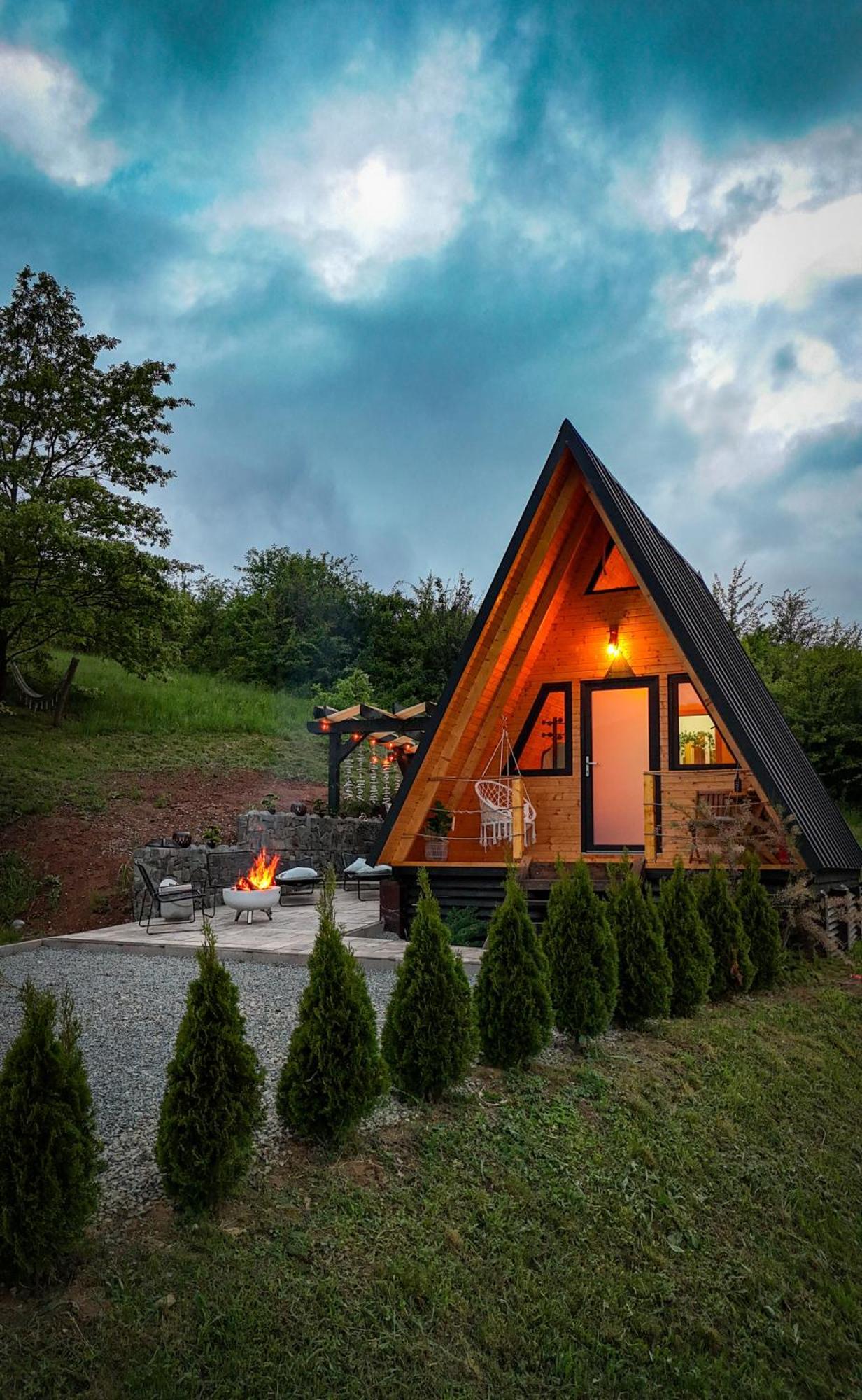 A Frame 1 Transalpina Hotel Petresti Ngoại thất bức ảnh
